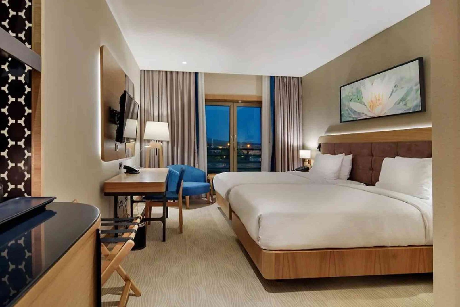 فندق دبل تري هيلتون